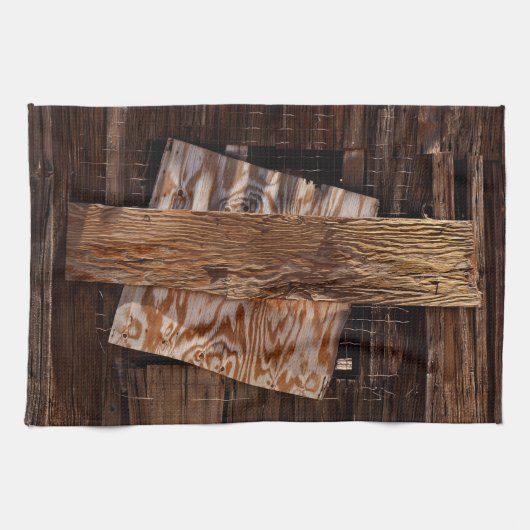 Das alte Holzhaus-Fenster ist verziert Geschirrtuch (Horizontal)