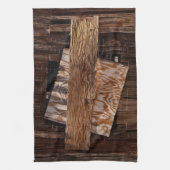 Das alte Holzhaus-Fenster ist verziert Geschirrtuch (Vertikal)