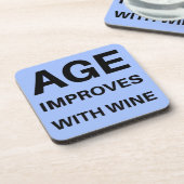 Das Alter verbessert sich mit Wein Getränkeuntersetzer (Linke Seite)