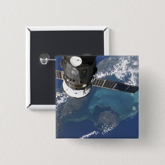 Das angedockte Raumfahrzeug Progress 22 Button (Vorne & Hinten)