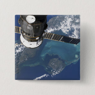 Das angedockte Raumfahrzeug Progress 22 Button