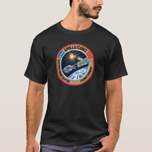 Das apollo--Soyuztest-Projekt (ASTP) T-Shirt (Vorderseite)