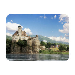 Das atemberaubende Schloss Schonbuhel liegt über  Magnet