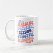 Das Aufziehen von starken, wunderschönen, mächtige Kaffeetasse (Links)