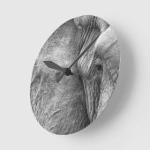 Das Auge eines Elefanten Runde Wanduhr (Winkel)