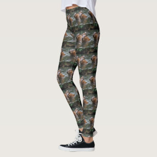 das Baden von Capybaras im Fluss, Leggings