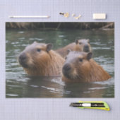 das Baden von Capybaras im Fluss, Seidenpapier (Handwerk)
