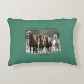 Das Band-Akzent-Kissen des Surfers Dekokissen