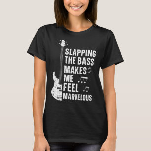 Das Bass für Musiker und Musiklehrer schlagen T-Shirt