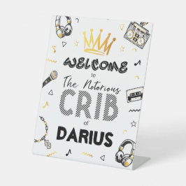 Das berühmte Begrüßungszeichen Sockelschild