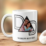Das beste Foto der Welt für den Vater Kaffeetasse<br><div class="desc">Die Tasse Best Vater Foto dieser Welt ist mit dem Wort VATER in schwarzer Typografie auf weißem Hintergrund dekoriert. Einfach mit Ihrem Foto anpassbar. Macht ein perfektes Vatertagsgeschenk.</div>