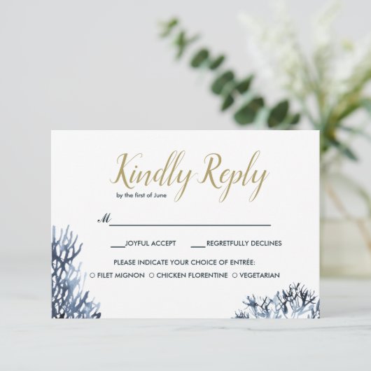 Das blaue Riff | Hochzeitsrabatt mit Essenswahl RSVP Karte (Stehend Vorderseite)