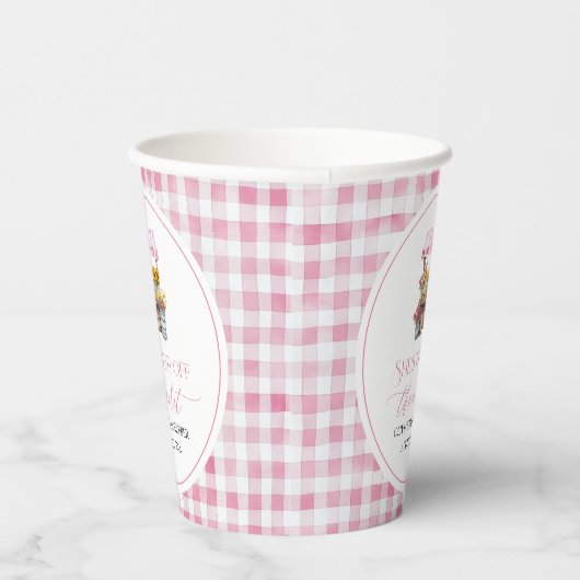 Das Brautparty des Marktes für die Bauern frisch v Pappbecher (Rechts)