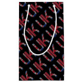 Das britische Britische Flaggentypografie-Elegant Kleine Geschenktüte (Rückseite)