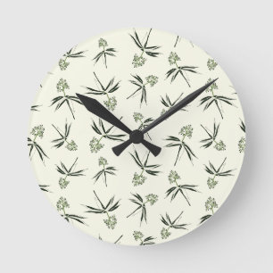 Das Budgen von grünen Branchen auf Creme - nahtlos Runde Wanduhr