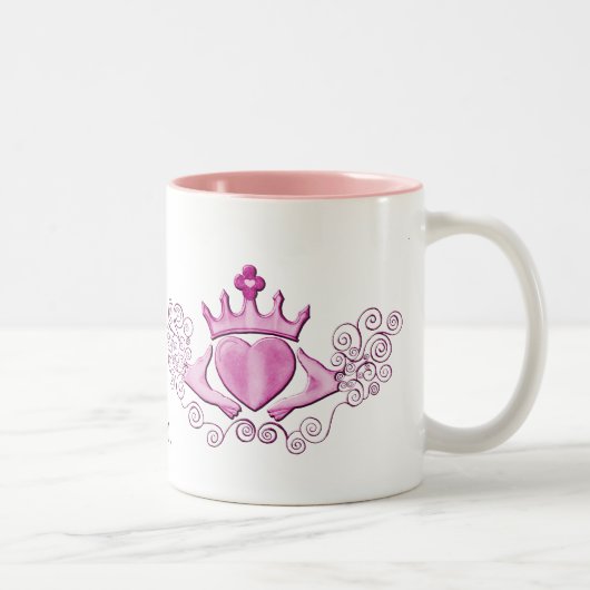 Das Claddagh (rosa) Zweifarbige Tasse (Rechts)