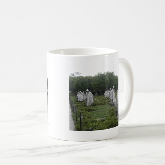 Das Denkmal des Koreakrieg-Veterans Kaffeetasse (VorderseiteRechts)