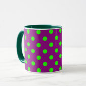 Das Design der Lila Polka-Dots ist grün Tasse (Vorderseite Links)