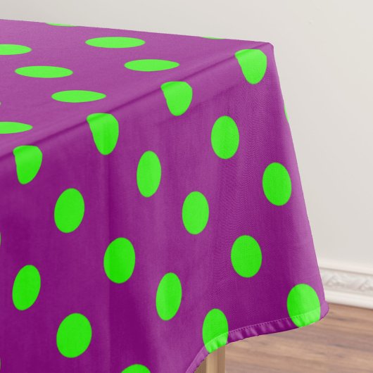 Das Design der Lila Polka-Dots ist grün Tischdecke