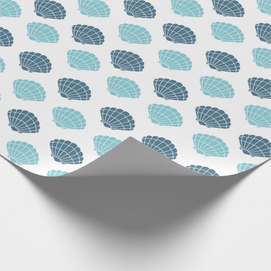Das Design des Designers Blue Seashells Pattern Oc Geschenkpapier (Ecke)