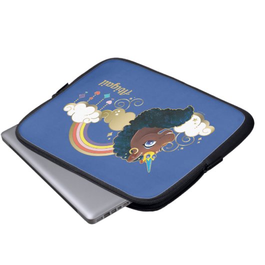 Das Design von Regenbogen und Wolken im Einhorn Laptopschutzhülle (Vorne Knopf)