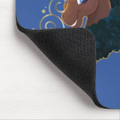 Das Design von Regenbogen und Wolken im Einhorn Mousepad (Ecke)