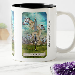 Das Distant Past Tarot Deck Ass der Schwerter Zweifarbige Tasse