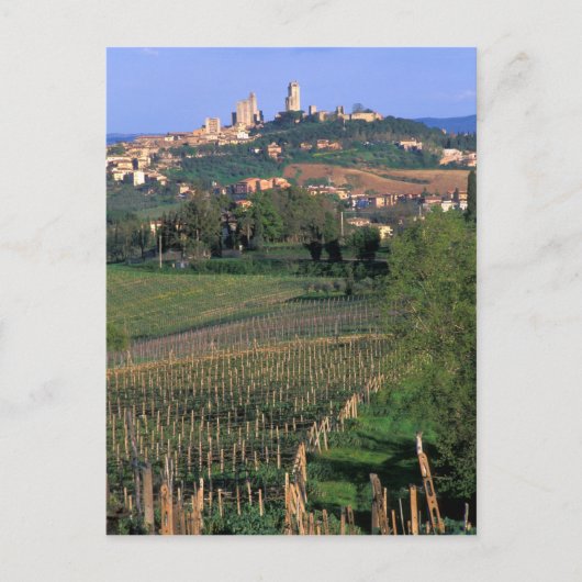 Das Dorf San Gimignano befindet sich in einem sanf Postkarte (Vorderseite)