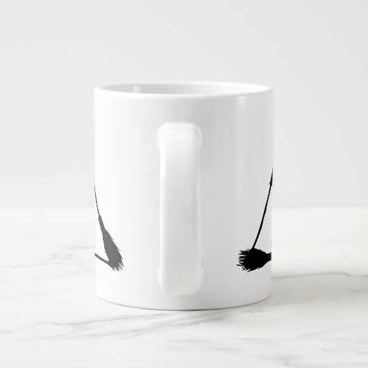 DAS DREI BROOMSTICKS™-Logo Jumbo-Tasse (Rückseite)