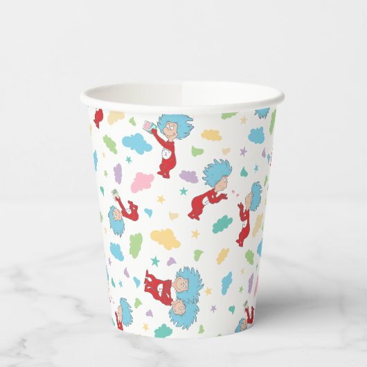 Das eine ist das zwei süße Dingmuster Pappbecher (Links)