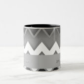 Das einfache ZigZag-Monochrom Zweifarbige Tasse (Mittel)