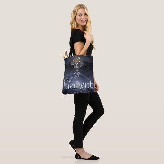 Das Element Tasche (Am Model)