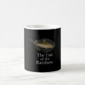 Das Ende des Regenbogen lustiger Fisch Camping Pfa Kaffeetasse (Mittel)