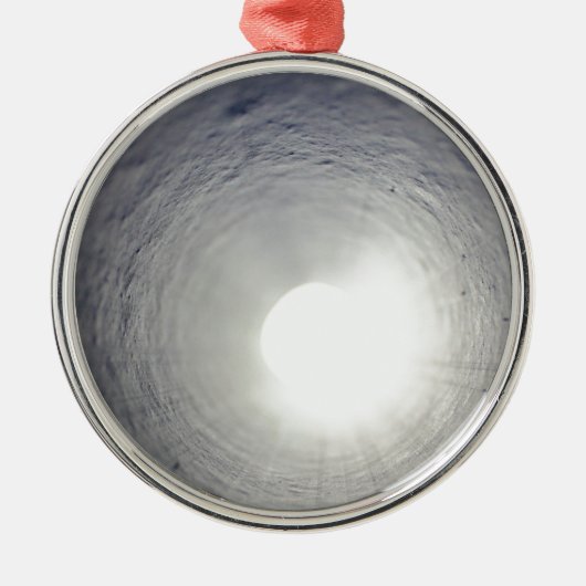 Das Ende des Tunnels Ornament Aus Metall (Vorne)