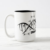 Das Entriegeln der Geheimnisse der DNA Zweifarbige Tasse (Links)