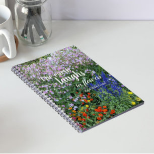 Das Erdreich lacht in Blumen Zitat Floral Notizblock
