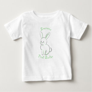 Das erste Ostern des Babys mit niedlichem Sitzbänd Baby T-shirt