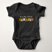 Das erste Samhain des Babys Baby Strampler (Vorderseite)