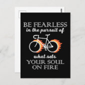 Das Fahrrad ist bei der Verfolgung dessen, was Set Postkarte (Vorne/Hinten)