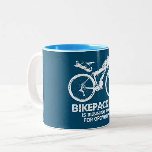 Das Fahrradfahren für das Groß-Ups läuft ab Zweifarbige Tasse (Vorderseite Links)