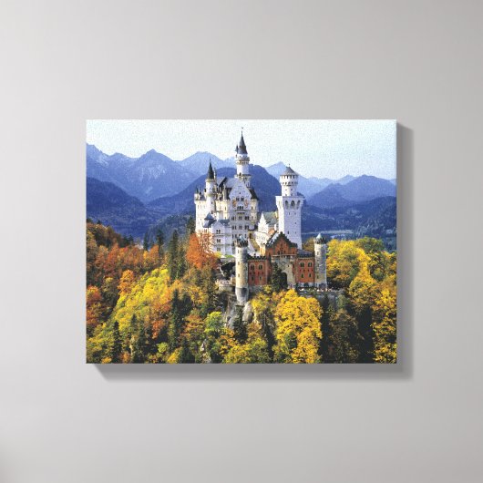 Das fantasievolle Neuschwanstein ist eines von dre Leinwanddruck (Vorderseite)