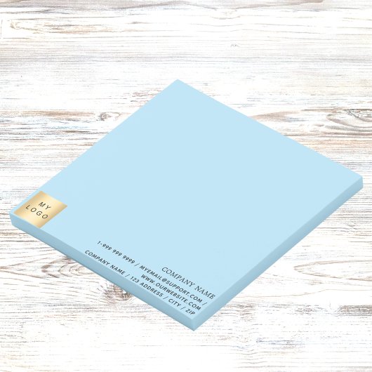 Das Firmenlogo ist blau Post-it Klebezettel
