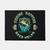 Das Fischen geschieht. Bier hilft! Fußmatte (Vorderseite)