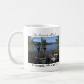 Das Flussufer-Motel, Patio Kaffeetasse (Links)