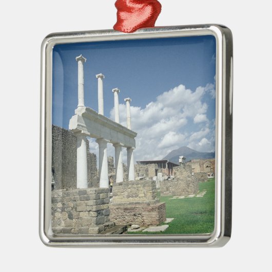 Das Forum Silbernes Ornament (Links)