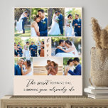 Das geheime Zitat-FotoCollage 9 Hochzeitssbilder Leinwanddruck<br><div class="desc">Leinwand für Neuvermählte mit Fotos und Weisheitsworten. Das Zitat lautet: "Das Geheimnis, alles zu haben, ist zu wissen, dass du es bereits tust". Die Fotoplatte ist bis zu Set, um Ihre Fotos automatisch in vertikaler, horizontaler und quadratischer Form anzuzeigen, damit Sie Ihre Hochzeitsfotos flexibel präsentieren können. Die Hintergrundfarbe kann im...</div>