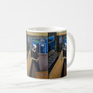 Das Gemälde 'Der betrunkene Matrose' von Alfred Fo Kaffeetasse