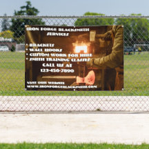 Das Geschäft mit Blacksmith-Schmiede individualisi