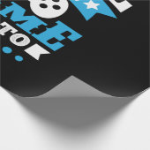 Das Geschenk des Spielers ist ein Spiel Geschenkpapier (Ecke)