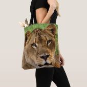 Das Gesicht einer Königin Tasche (Von Nahem)
